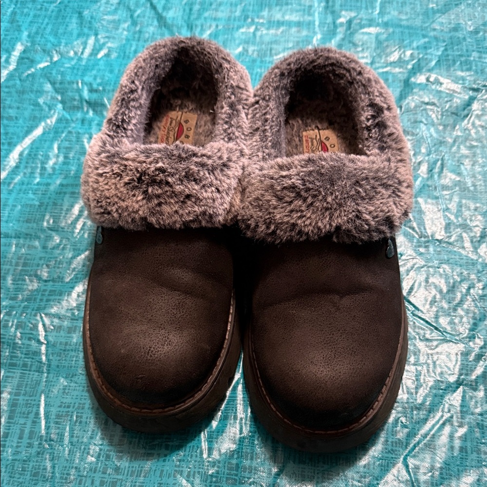 Cozy Black women’s Shoes with Faux Fur Lining